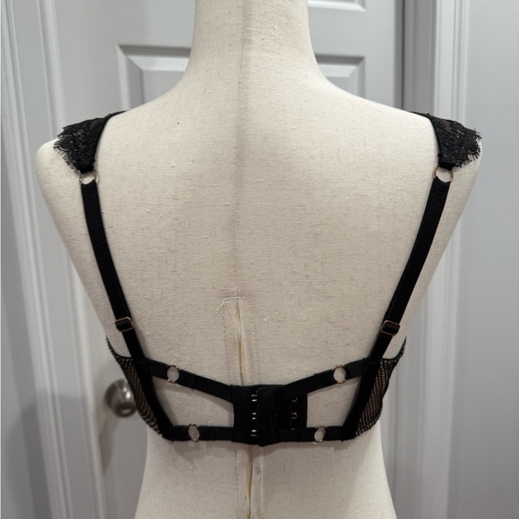 Victoria’s Secret Elegant Black Lace Bralette 34D - Picture 5 of 7